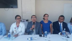 SAN CRISTOBAL: Salud Pública respalda traslado de buhoneros