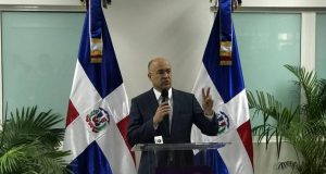 Domínguez Brito critica RD emita 120 mil  visas anuales para haitianos