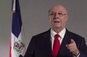 Hipólito lanza precandidatura y llama a votar por la transición