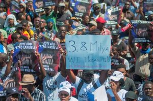 HAITI: Miles vuelven a exigir castigo para corruptos