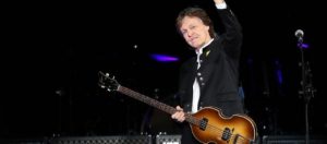 Paul McCartney presenta su último disco en un concierto sorpresa