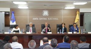 JCE y partidos reducen 40 millones de pesos a primarias limitando uso urnas JCE y partidos reducen 40 millones de pesos a primarias limitando uso urnas