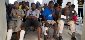 HAITI: Sistema de salud sigue en crisis y acosado por huelguistas
