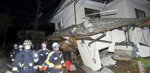 JAPON: Terremoto deja nueve muertos y decenas desaparecidos