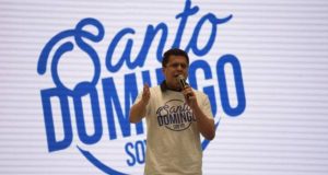 Alcalde lanza plan para concientizar capitaleños sobre manejo basura Alcalde lanza plan para concientizar capitaleños sobre manejo basura