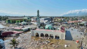 INDONESIA: Nuevo balance tsunami y terremoto es de 832 muertes INDONESIA: Nuevo balance tsunami y terremoto es de 832 muertes
