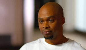 Liberan hombre pasó 27 años preso por un crimen que no cometió