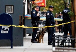 Autoridades advierten que puede haber más paquetes sospechosos Autoridades advierten que puede haber más paquetes sospechosos