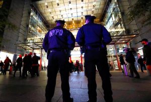 EE.UU.: Paquetes bomba desvían la atención de intensa campaña electoral