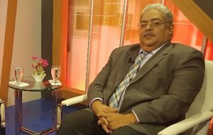 Cuestiona actitud ejecutivos clínicas ante mejoría en el servicio de salud