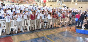 BONAO: Senador Félix Nova reconoce estudiantes y profesores meritorios