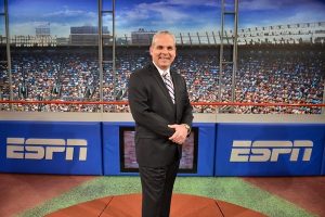 Pabellón de la Fama reconocerá trayectoria Ernesto Jerez