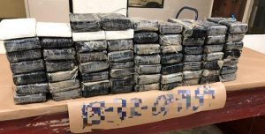 Incautan 66 kilos cocaína y detienen a 2 personas en sector Manoguayabo