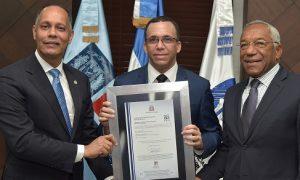 Ministerio de Educación recibe certificación por normativa NORTIC