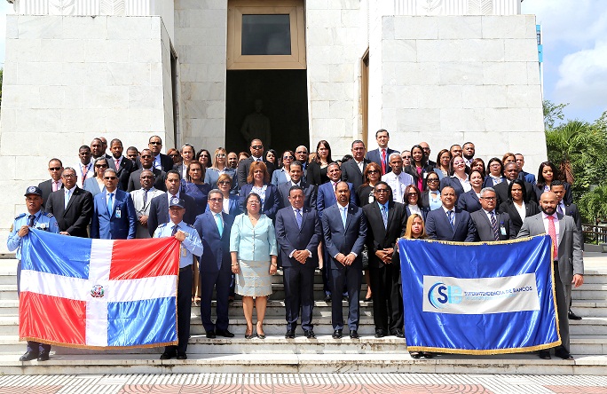 La Superintendencia de Bancos inicia actividades en mes de aniversario imagen