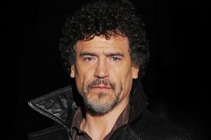 Julio Milostich será parte película «Chapiadora, no todo lo que brilla es oro»