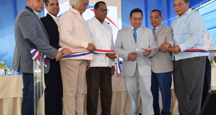 Gobierno inaugura dos proyectos de viviendas Independencia y Pedernales imagen