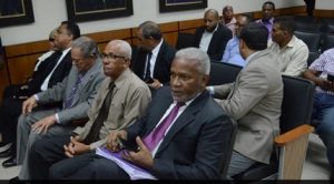 Dirigentes del PLD niegan hayan retirado instancia; piden legalidad