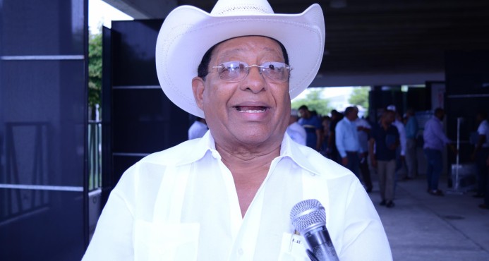 Hacendados advierten leche se vende al detalle en Dominicana perjudica la salud imagen