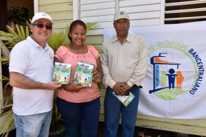 Voluntariado BC entrega a escuelas cuento «Abuelo, llévame al río» Voluntariado BC entrega a escuelas cuento «Abuelo, llévame al río»