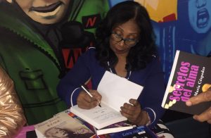 Ministra consejera dominicana presenta novela en la Xl Feria del Libro Ministra consejera dominicana presenta novela en la Xl Feria del Libro