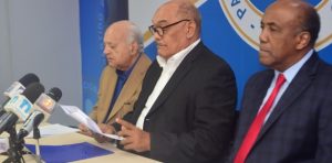 PRM exhorta al gobierno del PLD a evitar el caos en sector de los combustibles PRM exhorta al gobierno del PLD a evitar el caos en sector de los combustibles