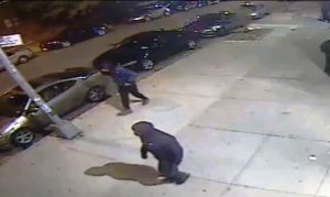 Hieren policía en tiroteo sector Mott Haven