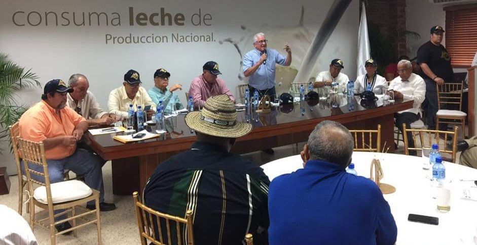 APROLECHE exige mejorar precio y márgenes de rentabilidad imagen