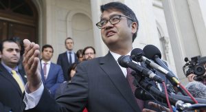 Acusan a Trump de «borrar» la Constitución de EE.UU.