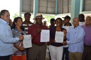 MONTE PLATA: FEDA impulsa producción agrícola con RD$32.3 millones MONTE PLATA: FEDA impulsa producción agrícola con RD$32.3 millones