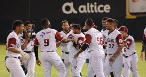 Aguilas y Gigantes empates en primero; Anderson Hernández llega 500 hits