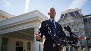 FLORIDA: Gobernador toma medidas para que puedan votar afectados por ciclón