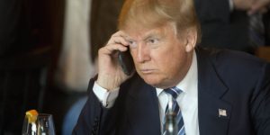 China interviene el teléfono personal de Trump, según New York Times