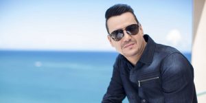 Víctor Manuelle a los 50 años vive a plenitud y calma