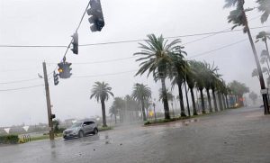 MEXICO: Willa se acerca como huracán 4; tormenta Vicente deja 11 muertos