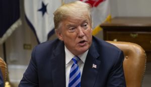 Trump aboca a inmigrantes a vivir “en las sombras”, alerta experta sanitaria