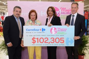 Hipermercados Carrefour entrega donación Asociación Mujeres Solidarias Hipermercados Carrefour entrega donación Asociación Mujeres Solidarias