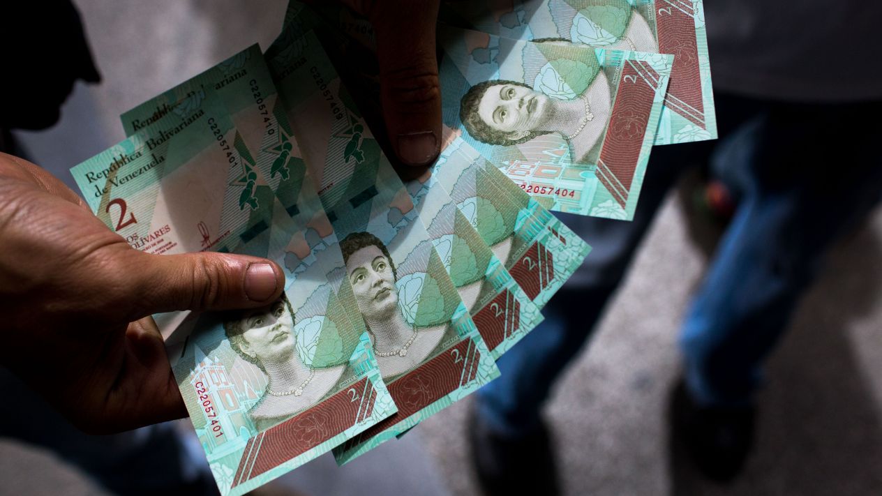 VENEZUELA: Presidente NicolÃ¡s Maduro aumenta 150% el salario mÃ­nimo