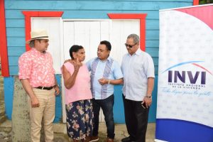 MONCION: INVI entrega 15 viviendas afectadas por tornado MONCION: INVI entrega 15 viviendas afectadas por tornado