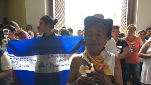 NICARAGUA: Gente ya no protesta en las calles sino en las iglesias