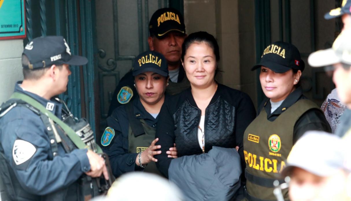 PERÚ: Keiko Fujimori dice prisión es arbitraria y pide a padre que resista imagen