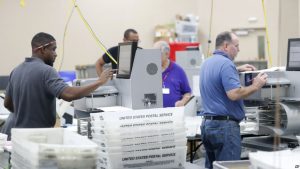 Florida ordena un recuento de votos en elección de gobernador y senador
