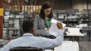 FLORIDA: Juez ordena recuento manual en elección por Senado