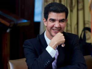 Ydanis Rodríguez anuncia su candidatura para Defensor del Pueblo