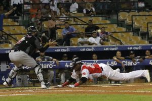 Estrellas siguen en primero; triple empate en segundo