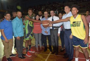 Ministro afirma deporte es clave para calidad educativa de la RD