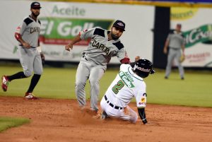 Aguilas empatan en el primer lugar; Estrellas y Licey ganan