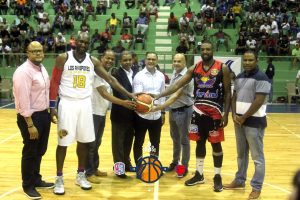 Madre Vieja y Los Buitres ganan en basket superior de SC