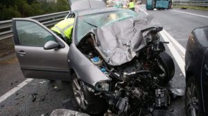 Mujer embarazada muere en accidente de tránsito y tres resultan heridos