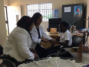 Ministerio Administrativo de la Presidencia realiza operativos médicos